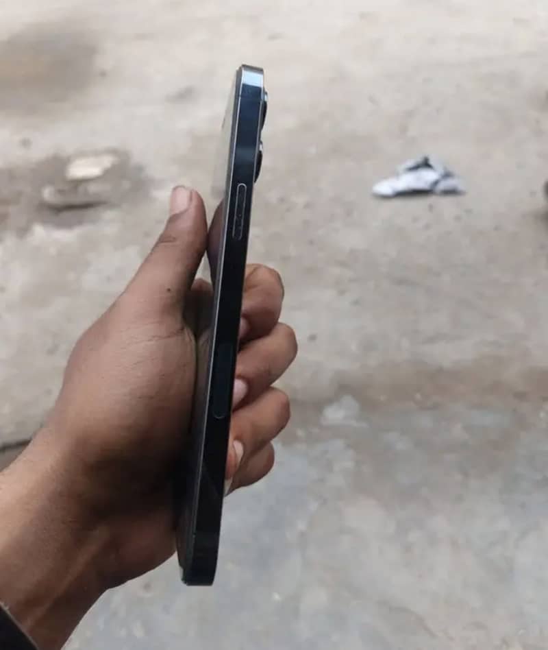 Apple iPhone 12 Pro Max 5