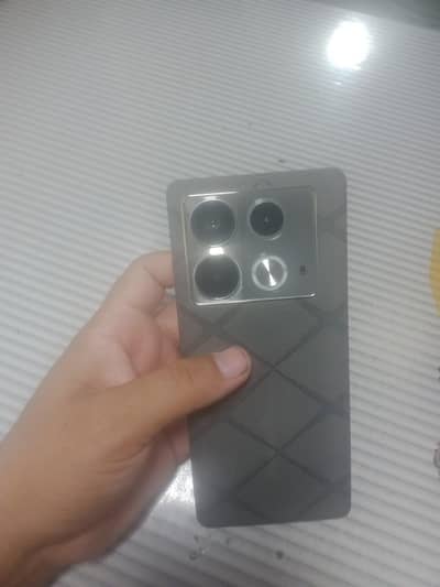 Infinix Note 40
