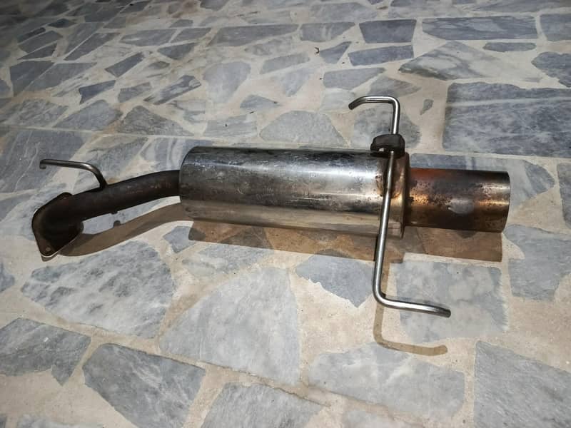 High-Performance Free-Flow Muffler 1