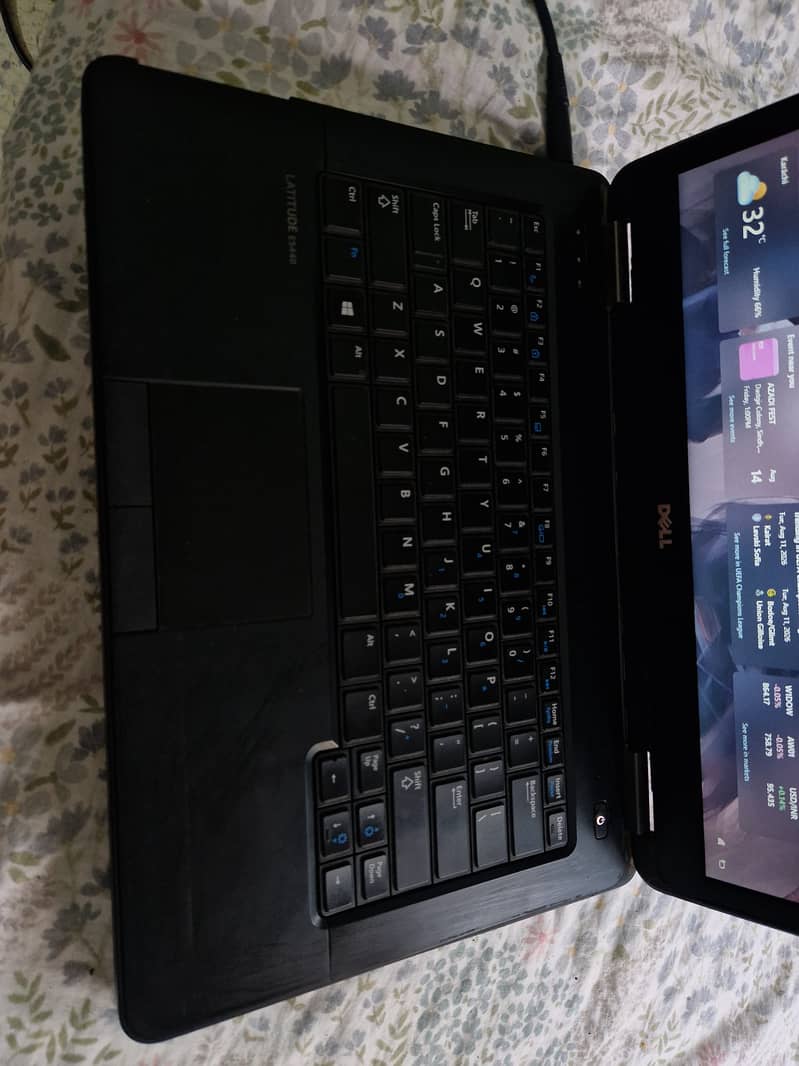 Dell Latitude E5440 4