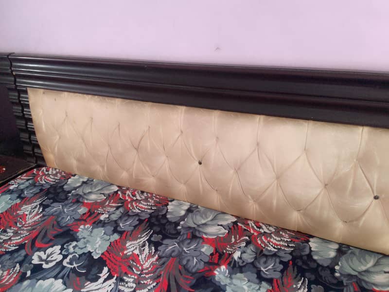 king size bed 3