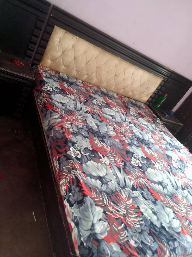 king size bed 4