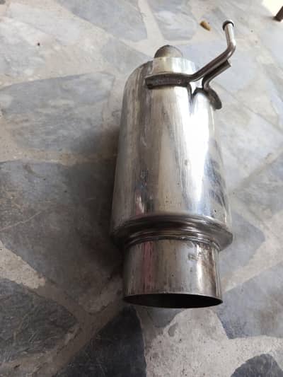GT style muffler
