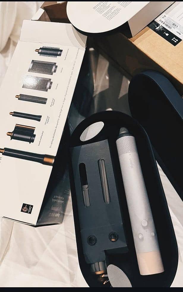 Dyson airwrap 1