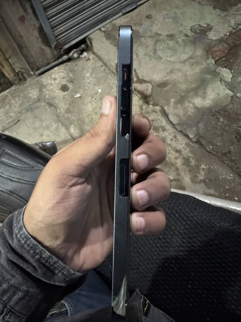 Apple iPhone 12 Pro Max 3