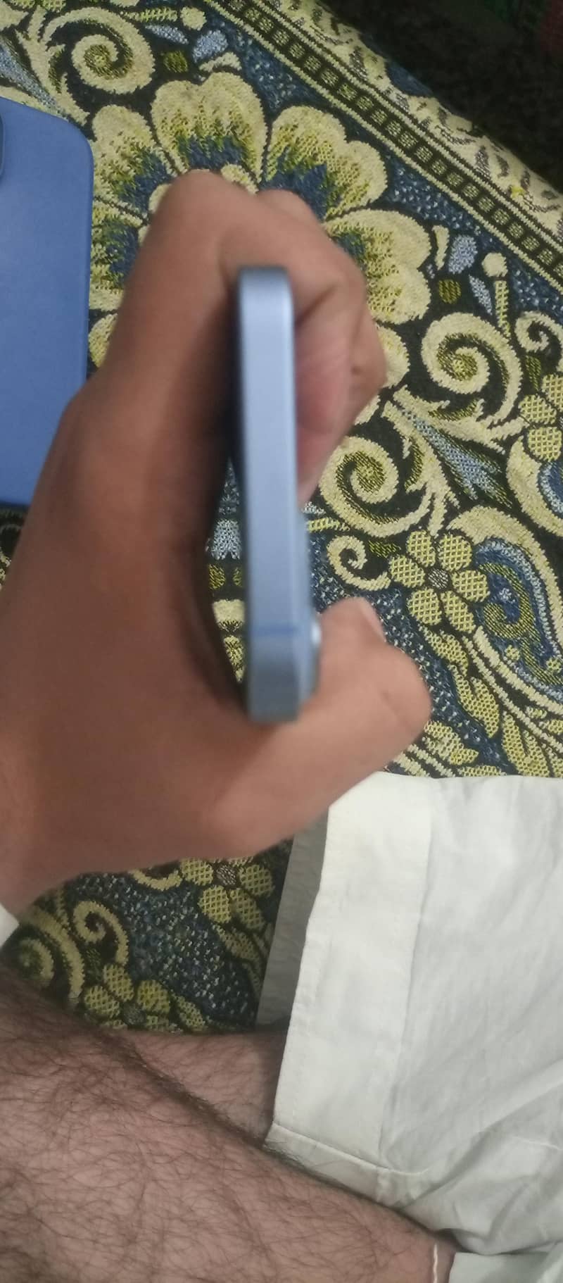 Apple iPhone 14 4
