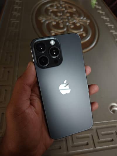 IPHONE 15 Pro Max Mdm Urgent Sale