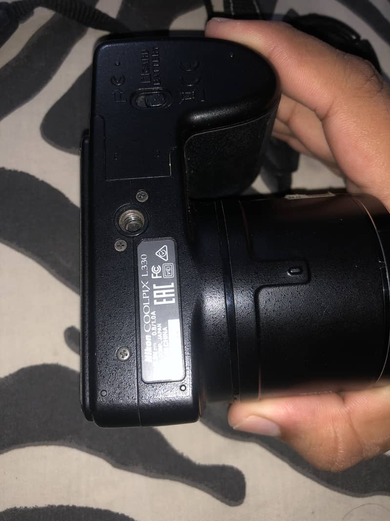 Nikon L330 (Digital Camera) 5