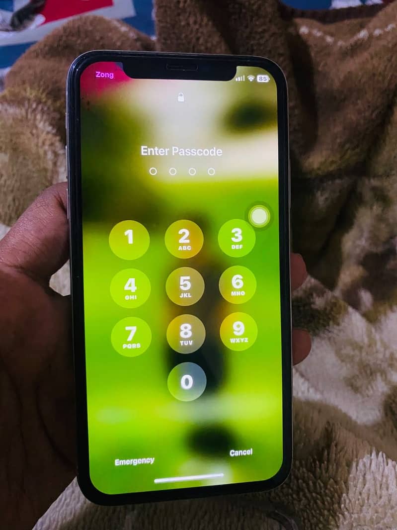 Apple iPhone X 0
