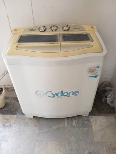 Kenwood Semi Automatic machine
