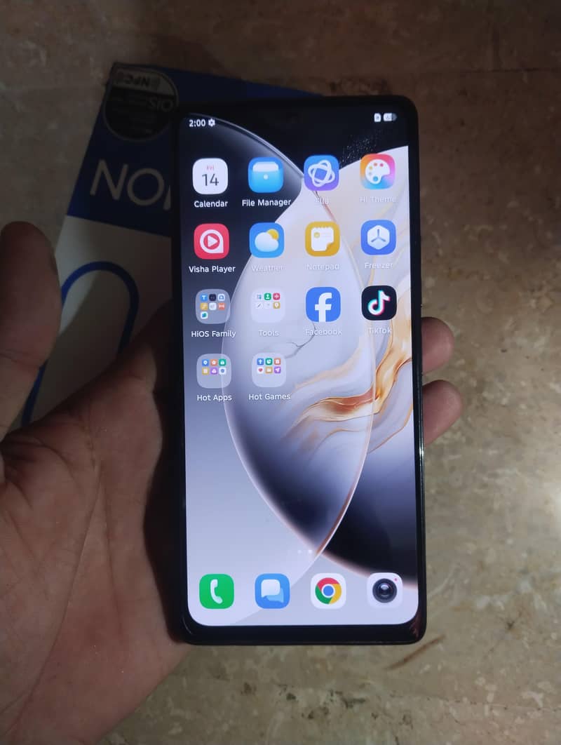 Tecno CAMON 30 1