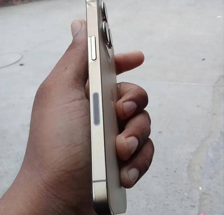 Apple iPhone 13 Pro WhatsApp 03093712584 1