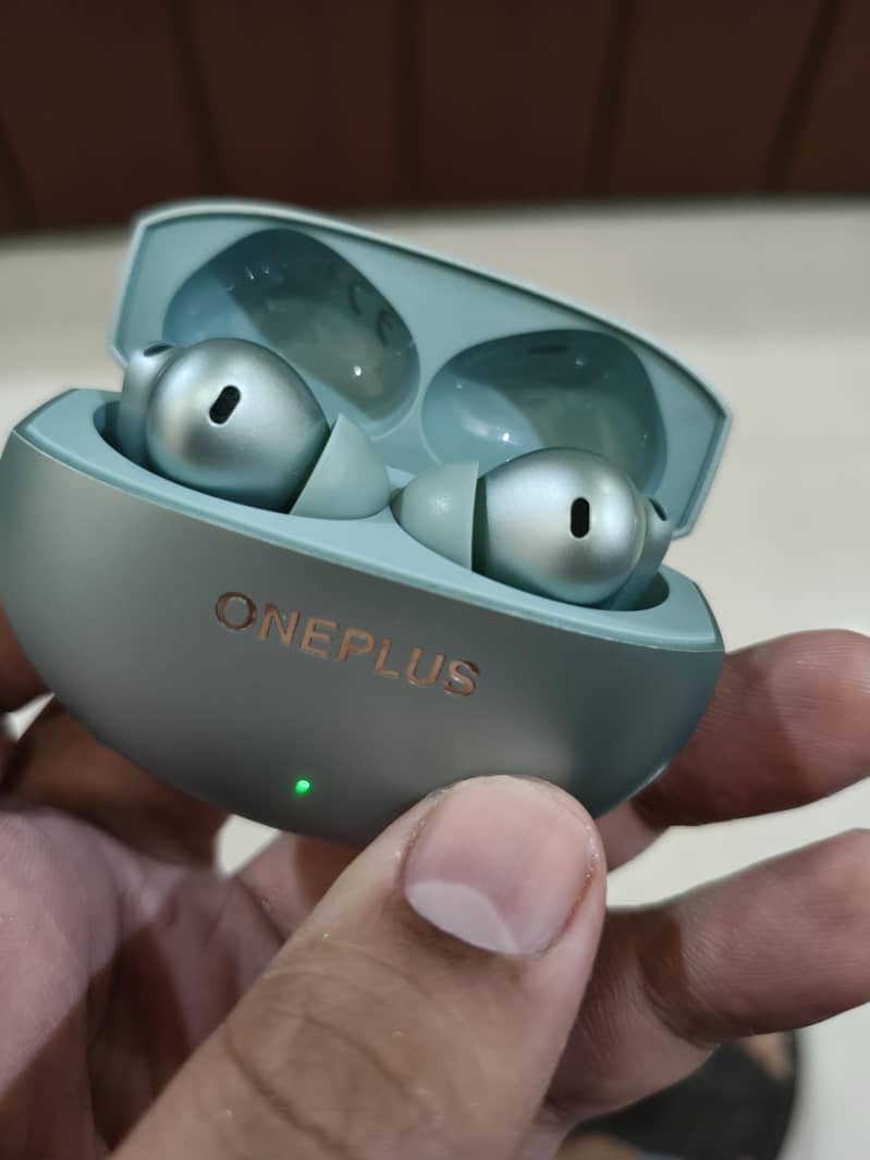 OnePlus Buds 4 0