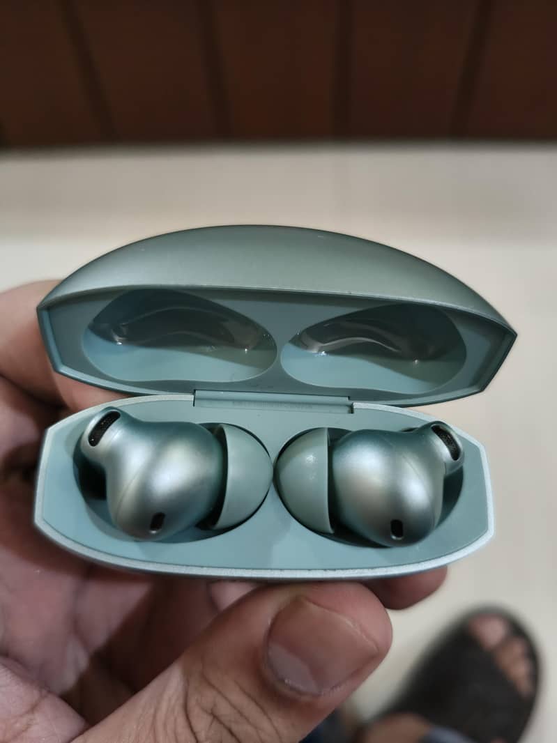 OnePlus Buds 4 5