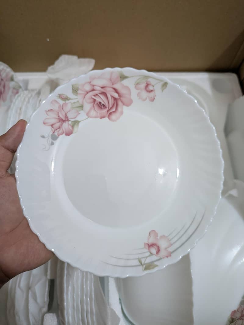 dinner set 0