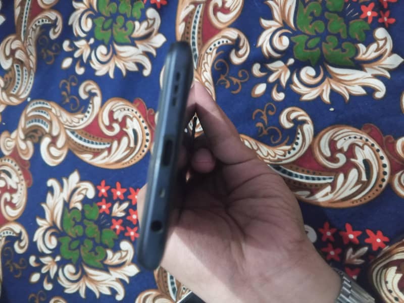 OPPO A54 4