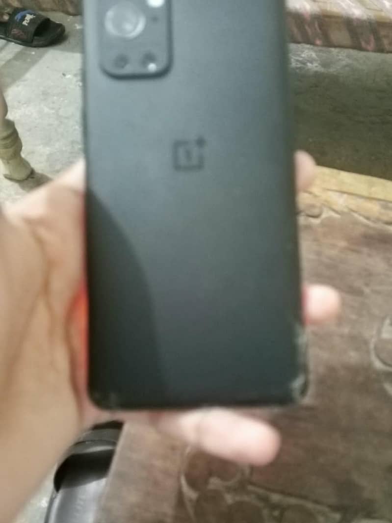 One Plus 9 Pro 6