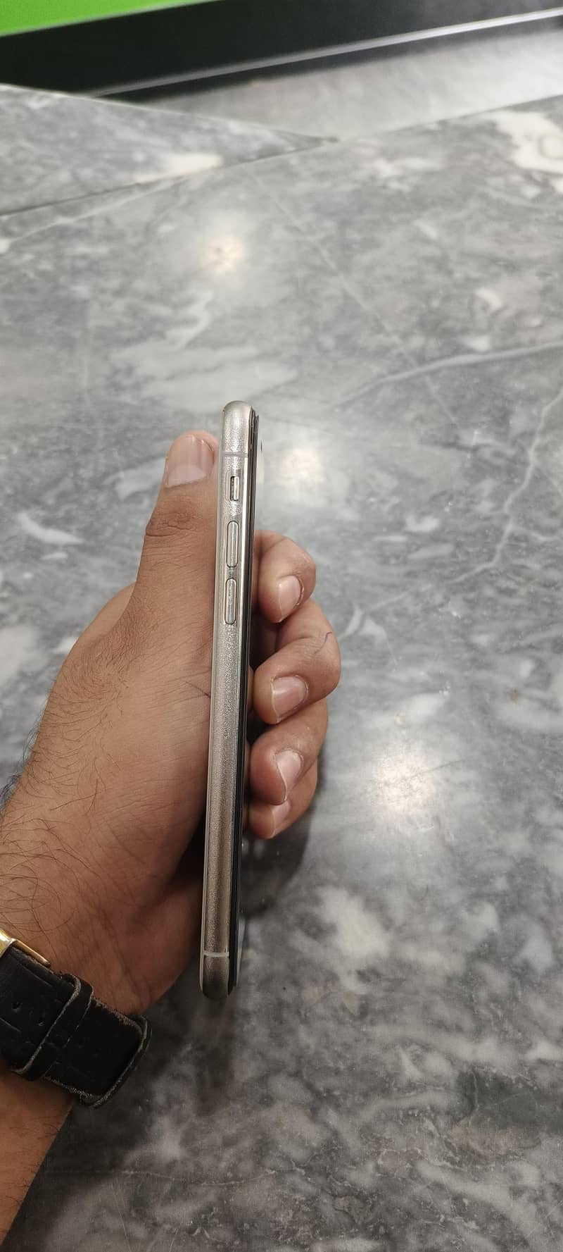 Apple iPhone X 2