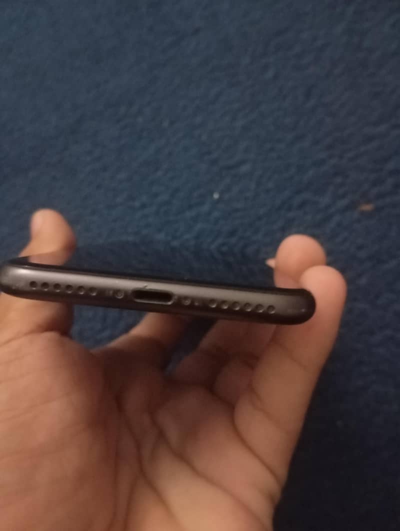 Apple iPhone 8 2