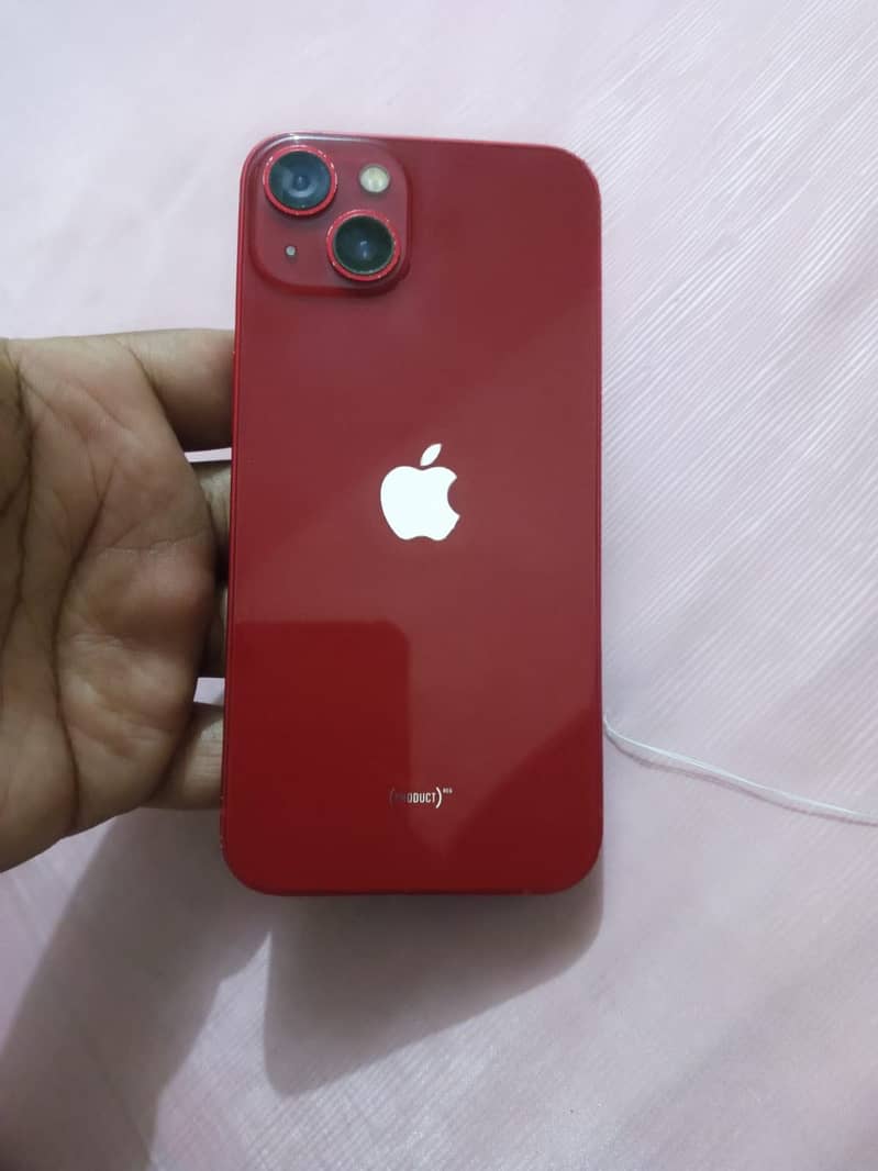 Apple iPhone 13 4
