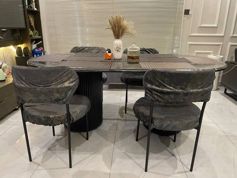Dining table 3