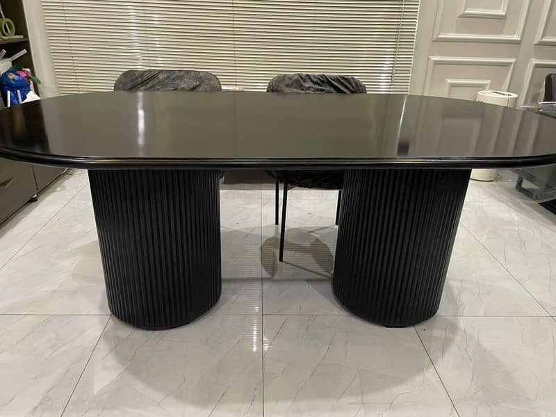 Dining table 5