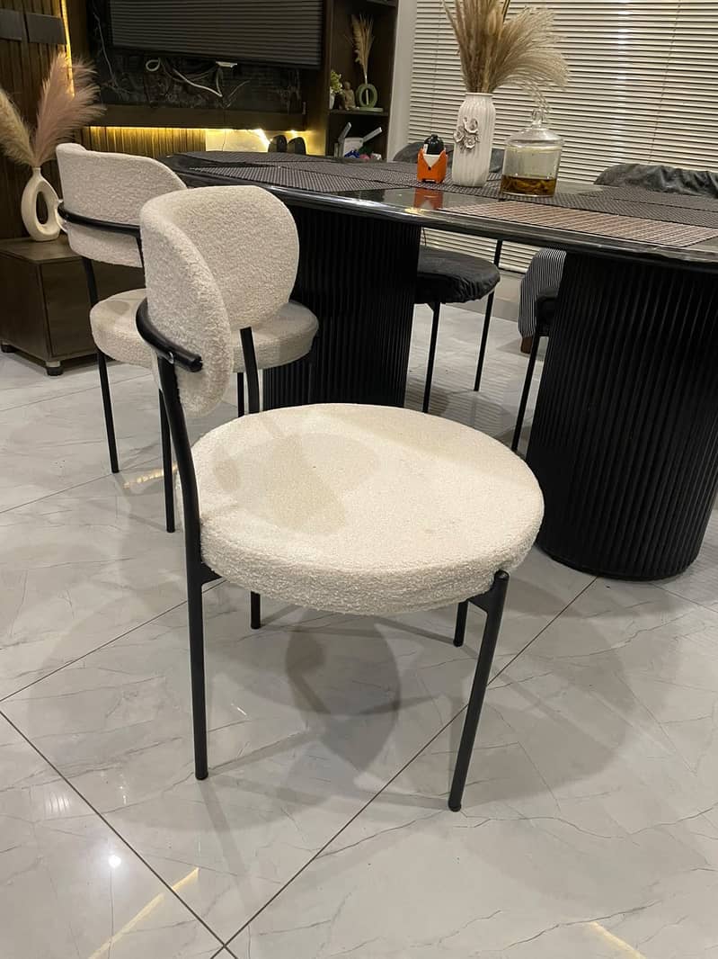 Dining table 6