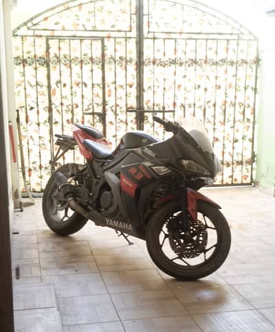 Yamaha YZF-R3 2018