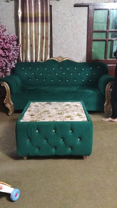 3 seater sofa plus table