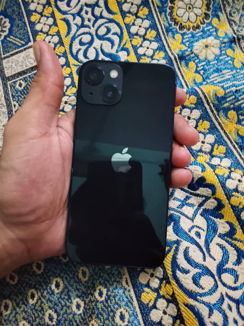 Apple iPhone 13 3