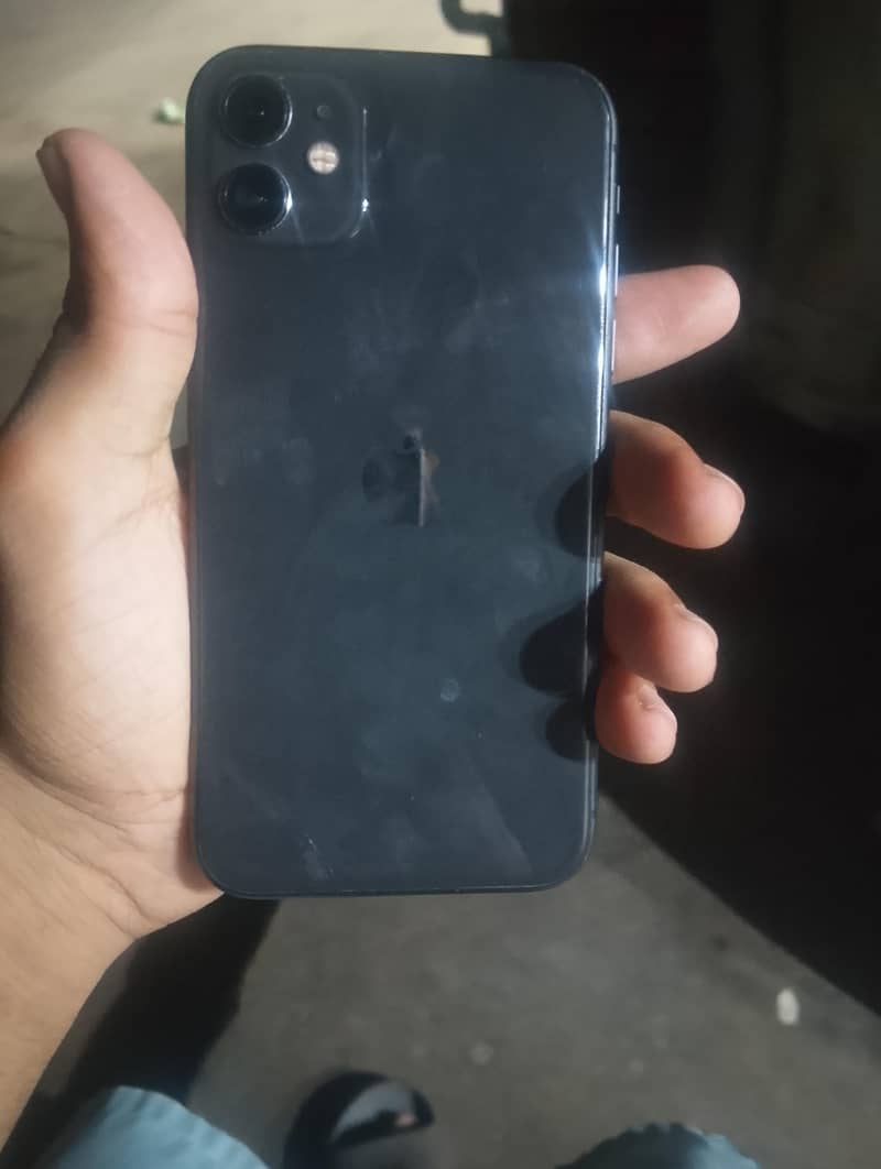 Apple iPhone 11 0