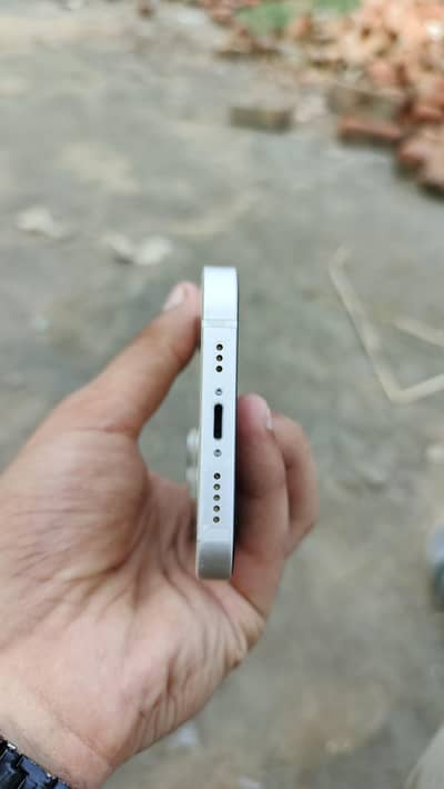 Apple iPhone 13   128 gb