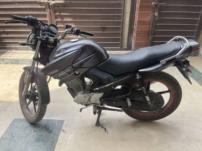 Yamaha Ybr125 2015