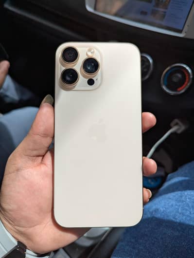 Apple iPhone 16 Pro Max