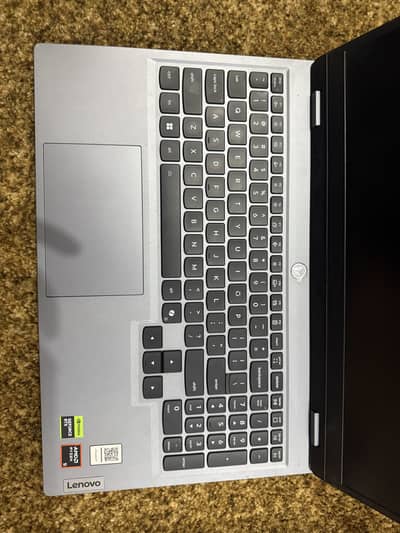 Lenovo loq 15 rtx 5050 ryzen 5 220
