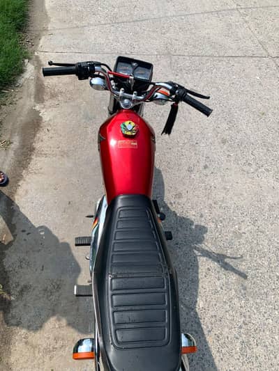 Honda cg 125 silver edition