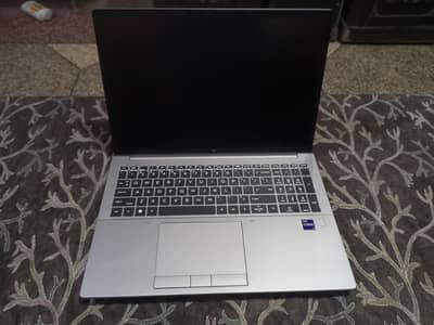 Hp ZBook Fury G10 i9 13th Gen Rtx 2000 Ada 32/1tb