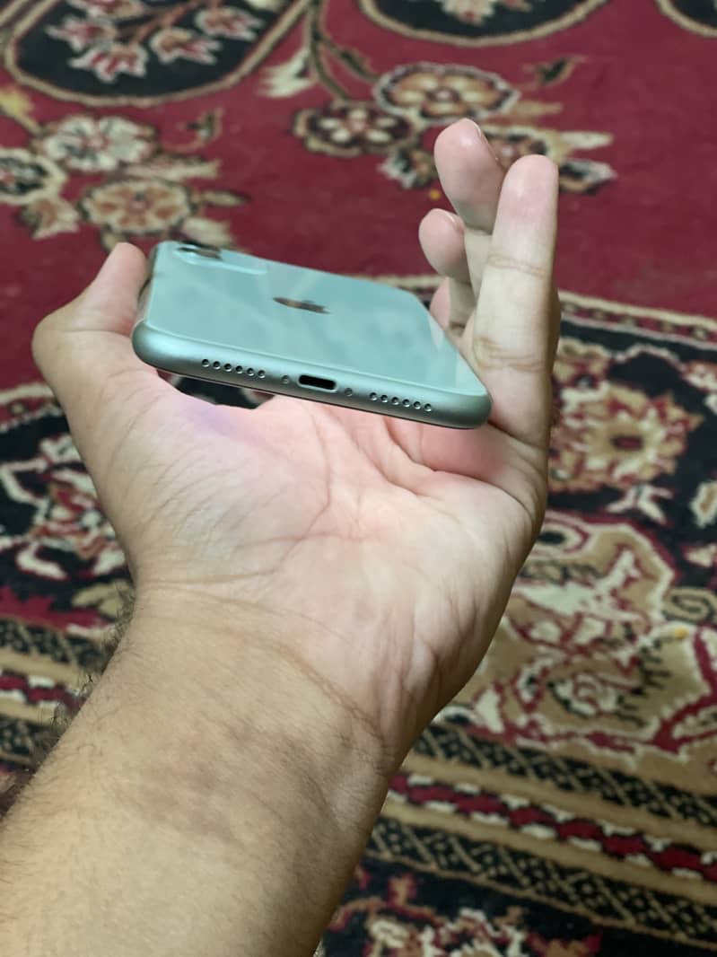 iphone 11 3
