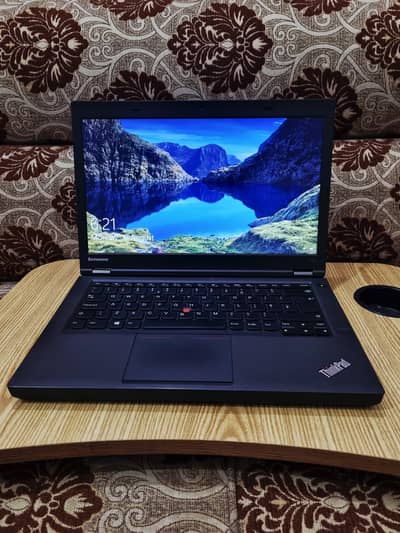 Core i7 ThinkPad Lenovo Laptop All Ok 10by10 Condition