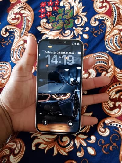Apple iPhone 12