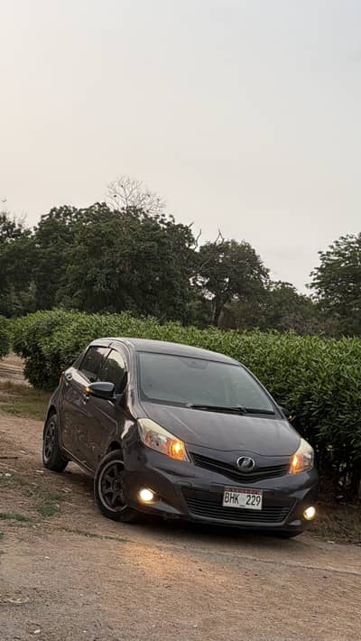 Toyota Vitz 2013