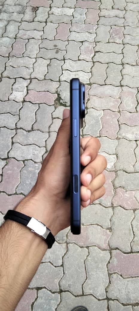 Apple iPhone 17 Pro Max 3