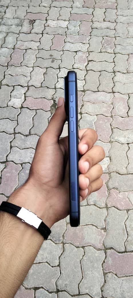 Apple iPhone 17 Pro Max 6
