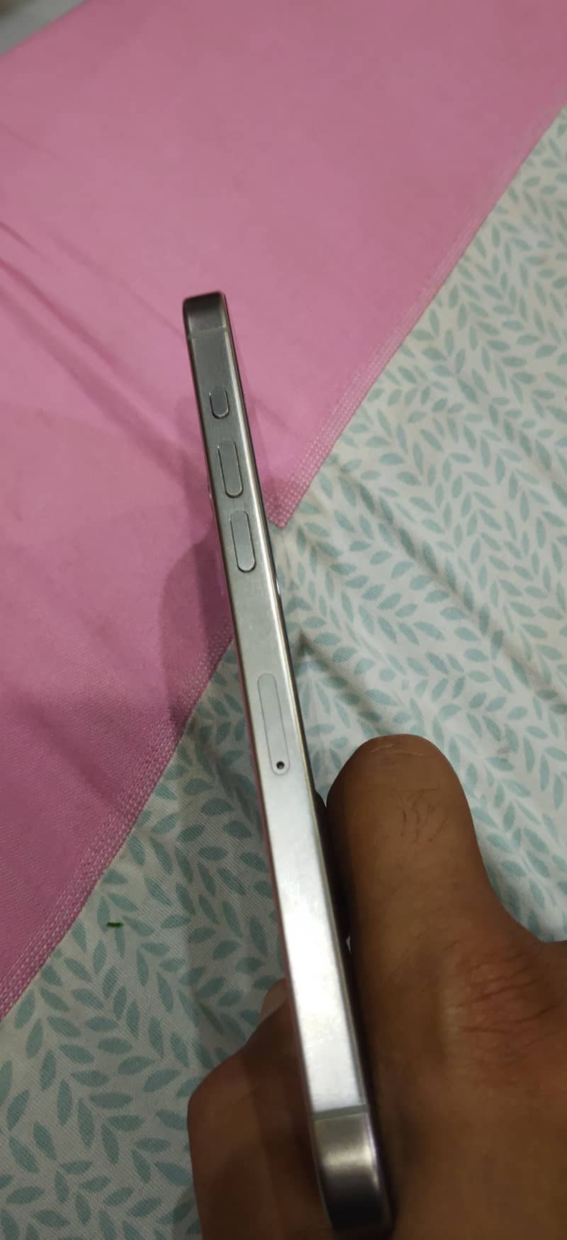 Apple iPhone 15 Pro Max 1