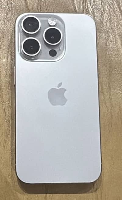Apple iPhone 15 Pro