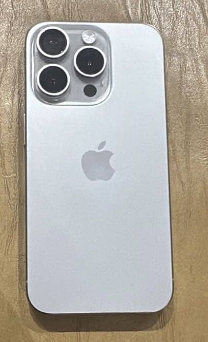 Apple iPhone 15 Pro 0