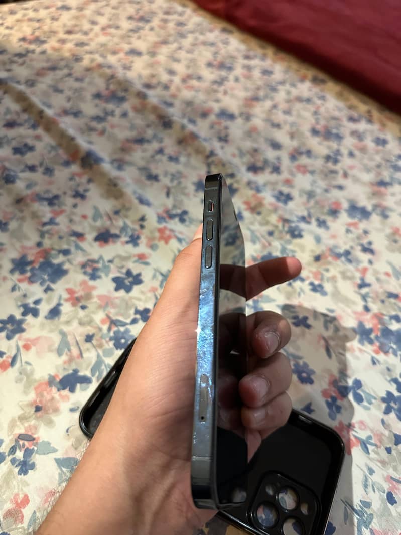 Apple iPhone 12 PRO 7