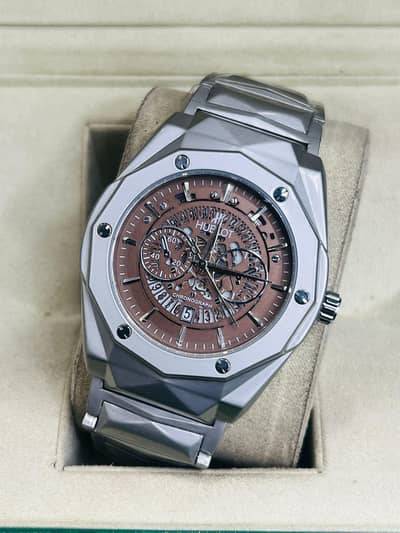 Contact on WhatsApp for more watches +92 3102285290