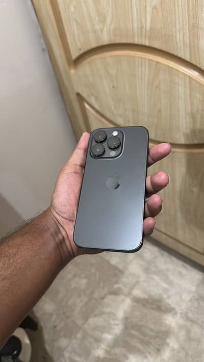 Apple iPhone 14 Pro jv