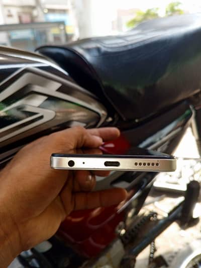 Tecno Spark 20C